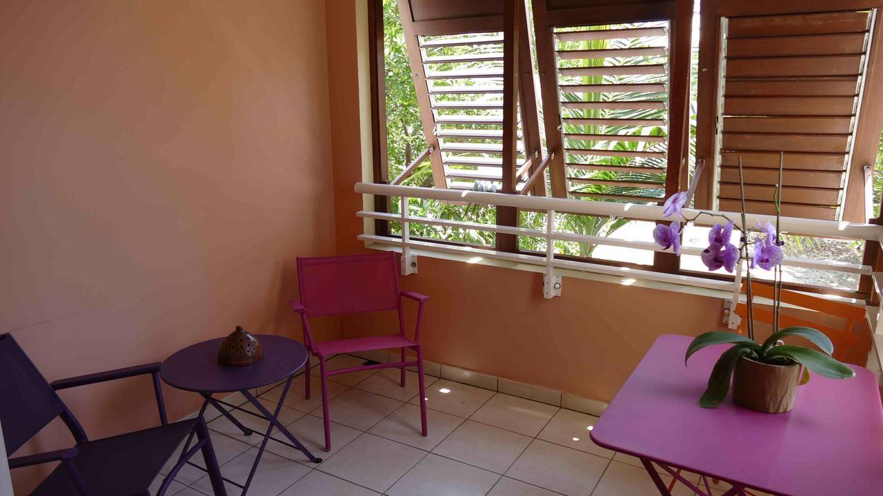 Le Kerveguen Hotell Saint-Gilles-les Bains Eksteriør bilde
